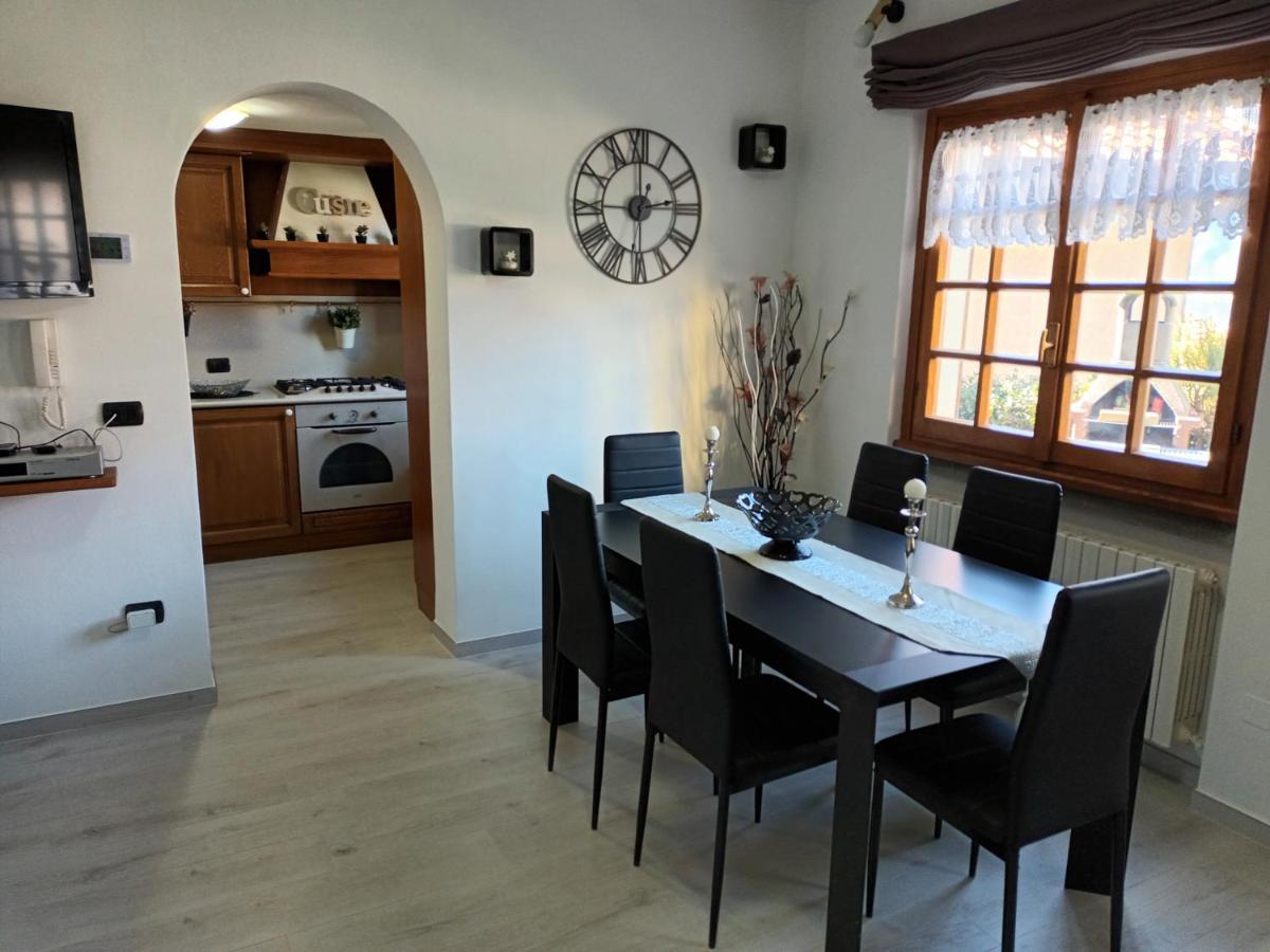 Maison De Denise Lezzeno Esterno foto