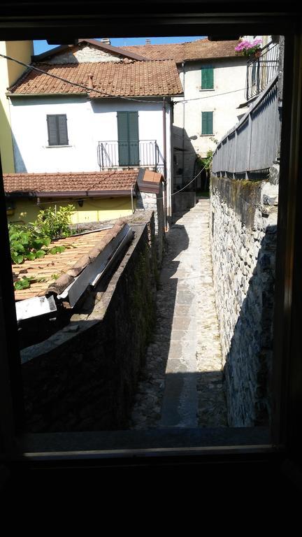 Maison De Denise Lezzeno Esterno foto